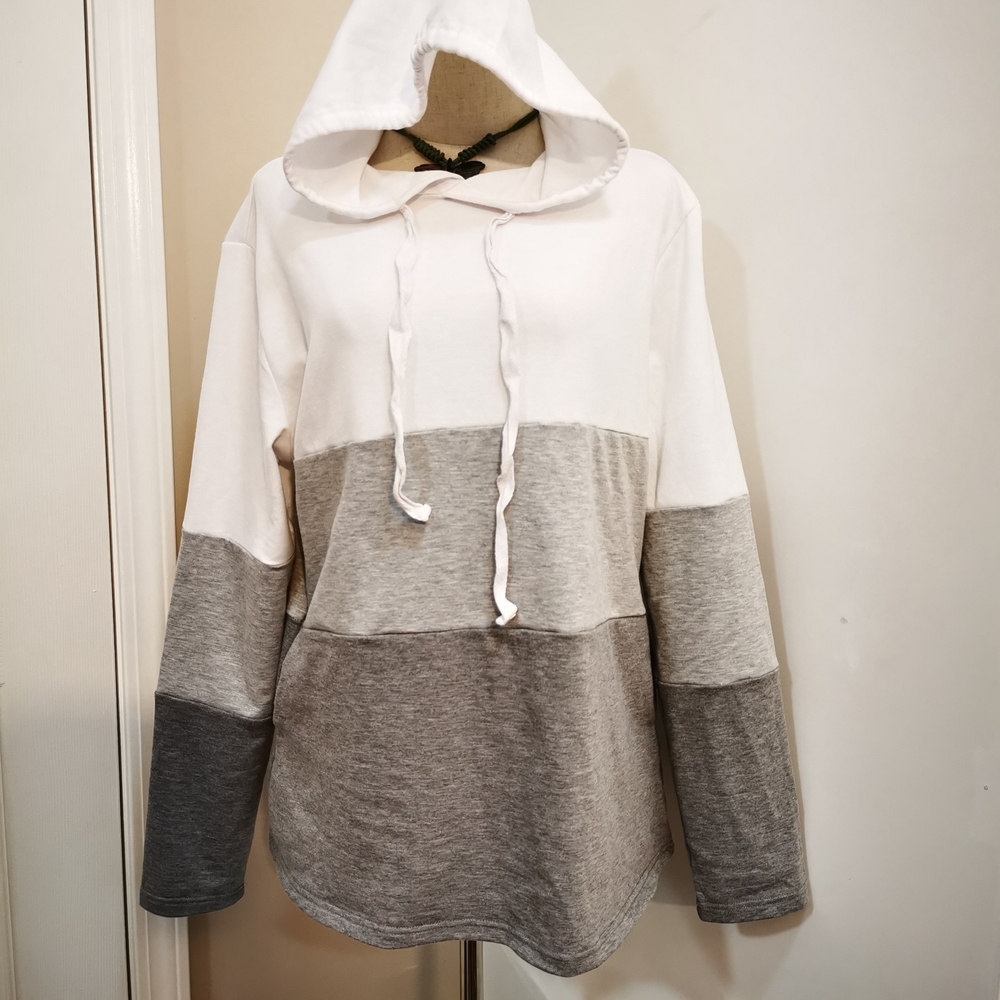 3/$30  Color Block Hoodie in White and Gray （Large)